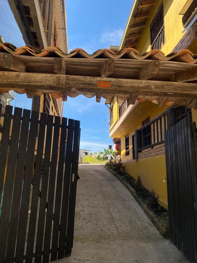 Oak Tree House Guest House กัวตาเป ภายนอก รูปภาพ