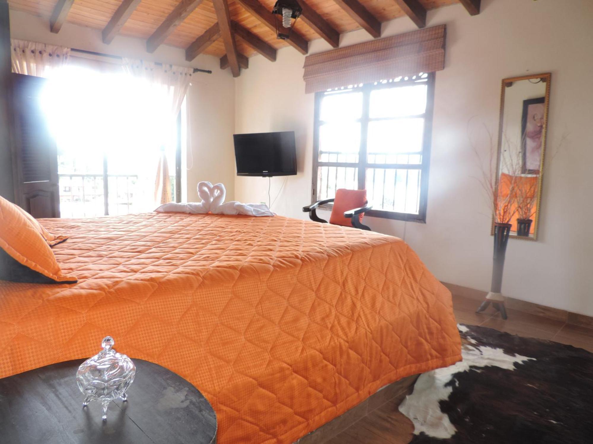Oak Tree House Guest House กัวตาเป ภายนอก รูปภาพ