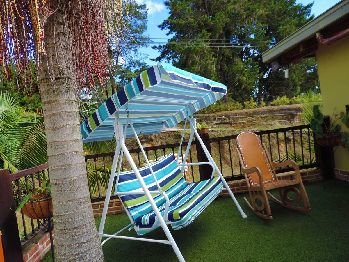 Oak Tree House Guest House กัวตาเป ภายนอก รูปภาพ